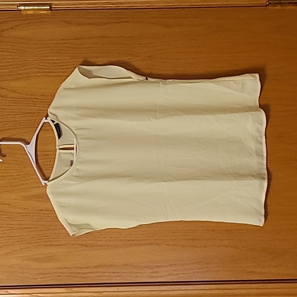 Halogen Yellow Top